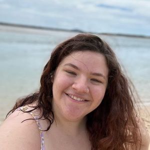 Meet your Posher, Tegan